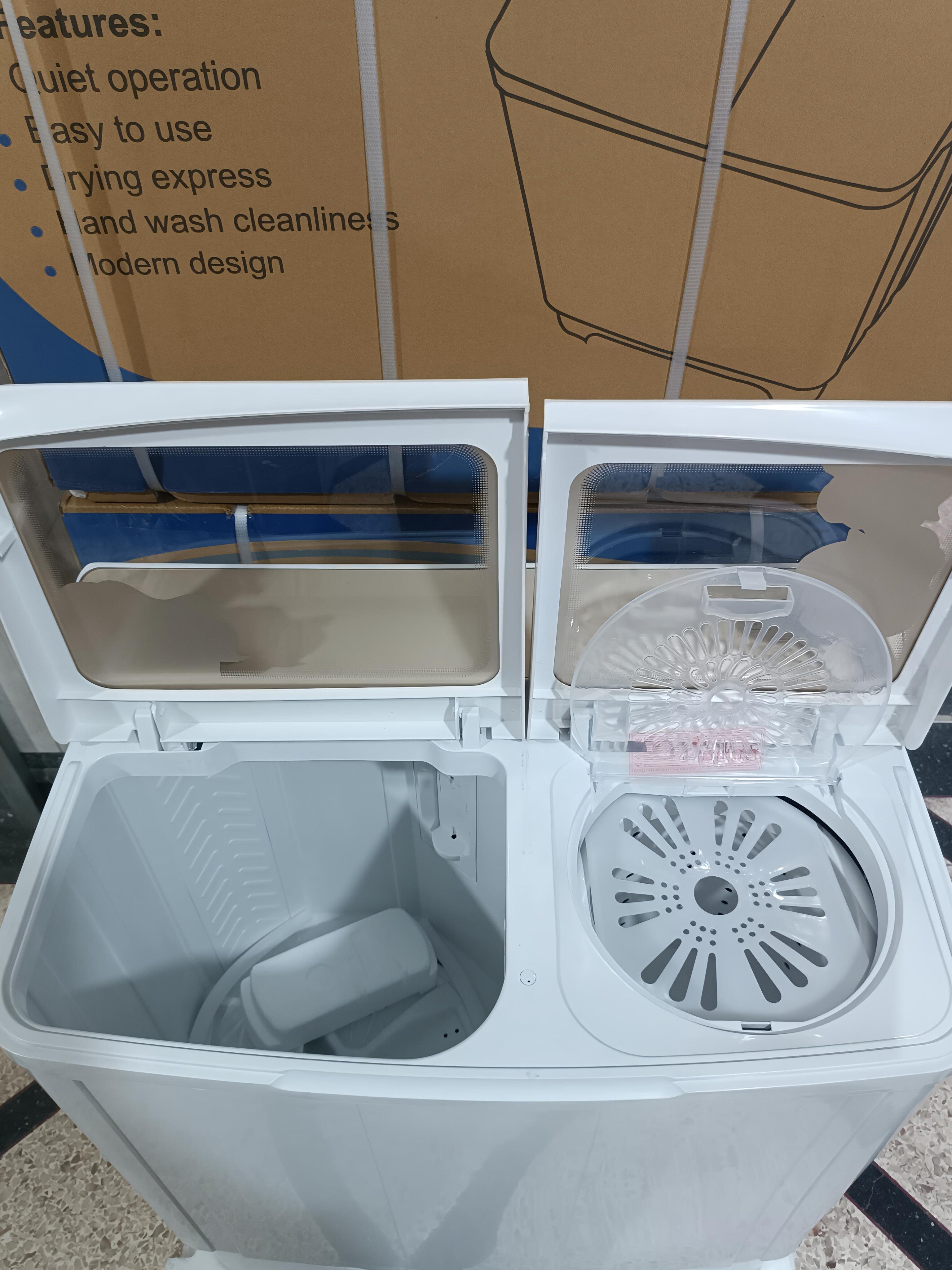 Universal HDJ - غسالة نصف أوتوماتيك حوضين
جودة عالية - متوفرة بعدة أحجام
السعة: 7.5kg / 10kg / 13kg